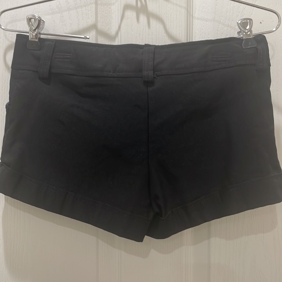 Ponny tail black shorts - Picture 3 of 8